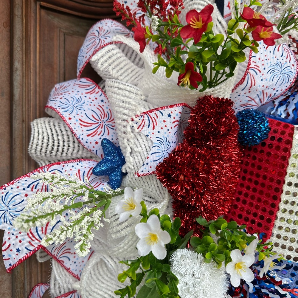 Patriotic Floral Holiday Wreath
